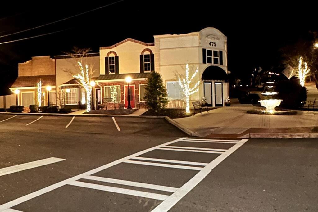 Haven At Hazel~Downtown Bungalow Demorest المظهر الخارجي الصورة